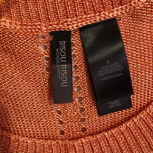 Sweater - Picture 2 of 5